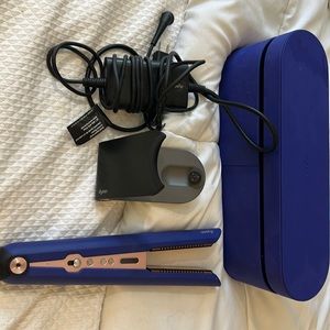 Dyson flat iron